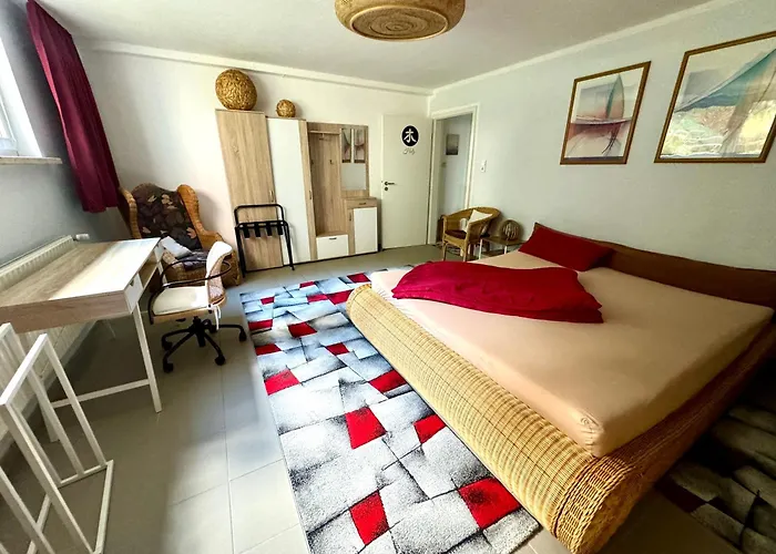 Apartment der 5 Elemente mit Gemeinschaftsbad